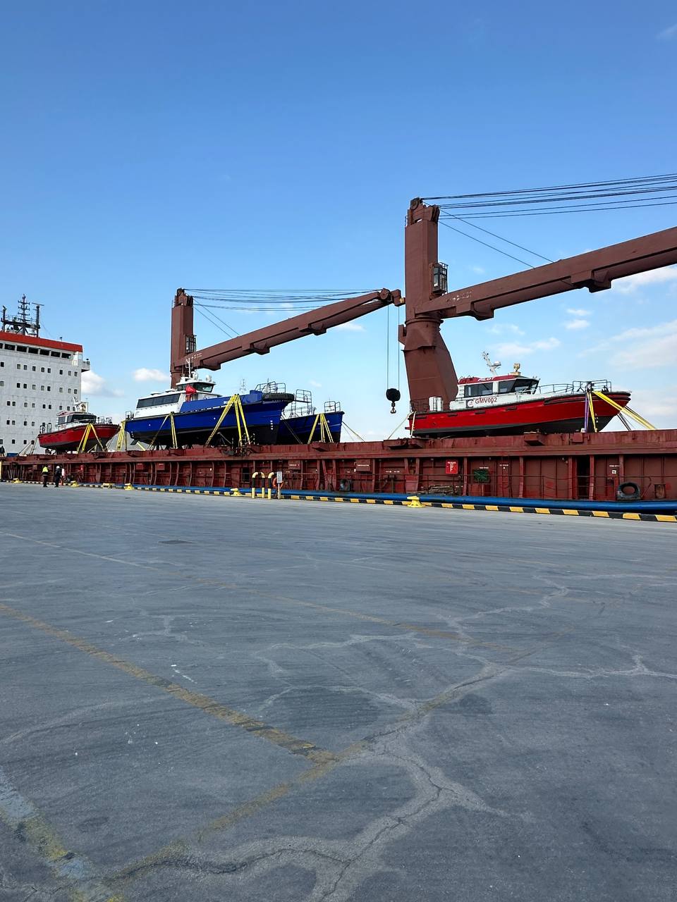 Derince Safiport Tekne ve Bot Lashing Operasyonu